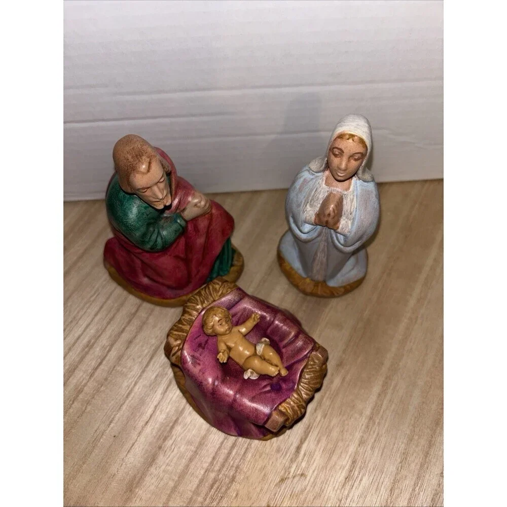 Vintage Nativity 1965 Holland Mold Mary Joseph Manger With Fontanini Baby Jesus
